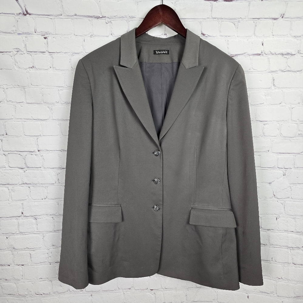 Tahari Blazer.  W Sz 14 Gray.
